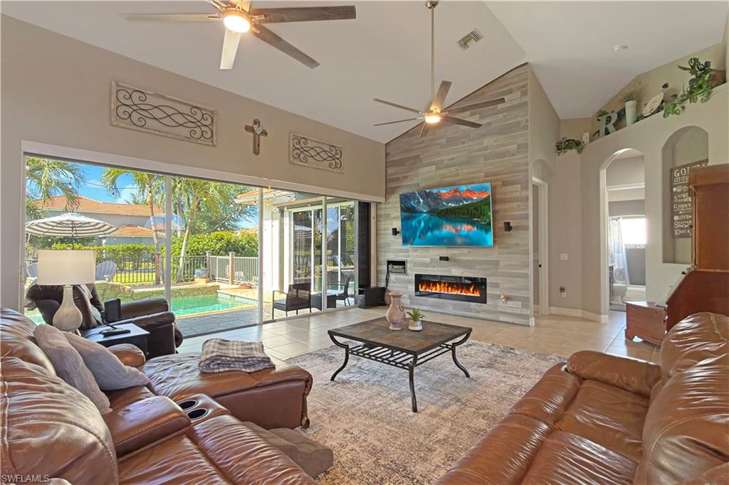 8723 S Lake CIR photo 18