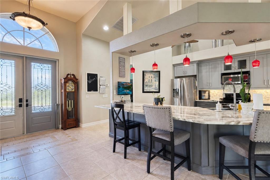 8723 S Lake CIR