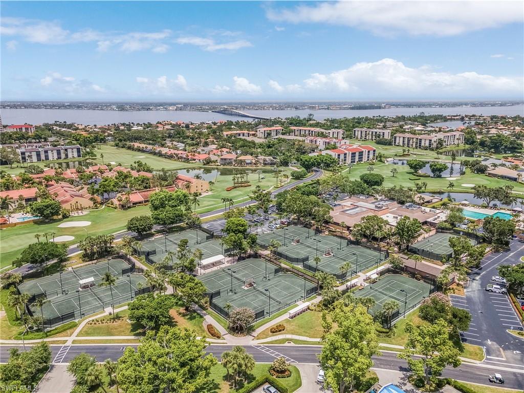 11 Har-Tru Tennis Courts, including 1 with viewing stands