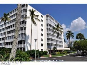 View of apartment building / complex