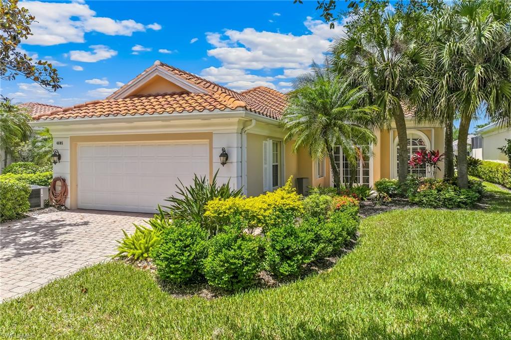 Beautifully updated Oakmont home
