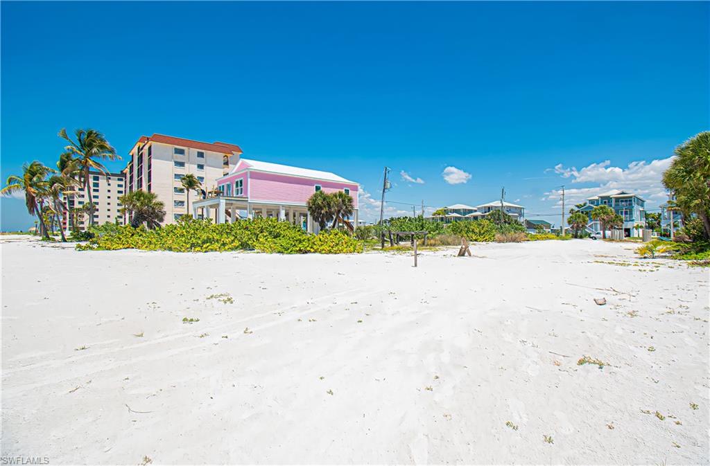 650 & 632 Estero BLVD photo 23