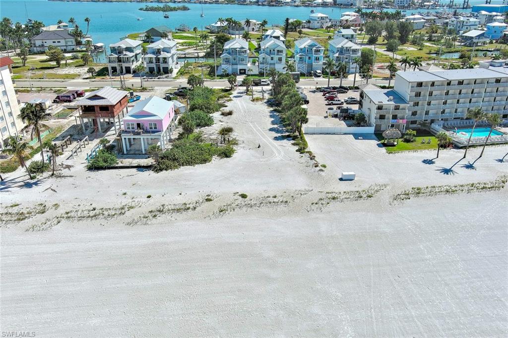650 & 632 Estero BLVD photo 15