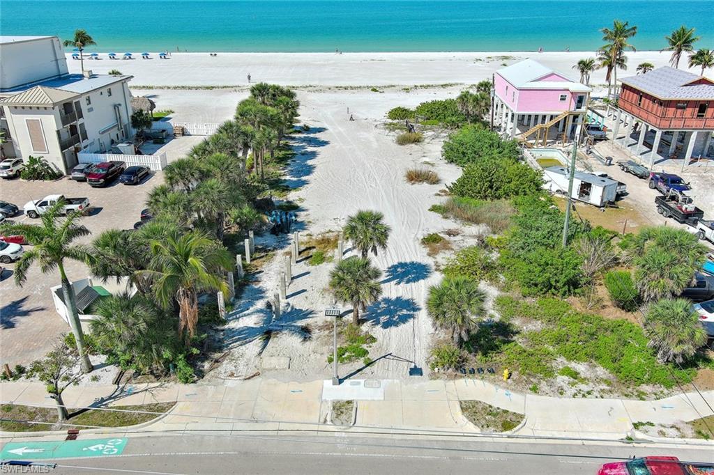 650 & 632 Estero BLVD photo 8
