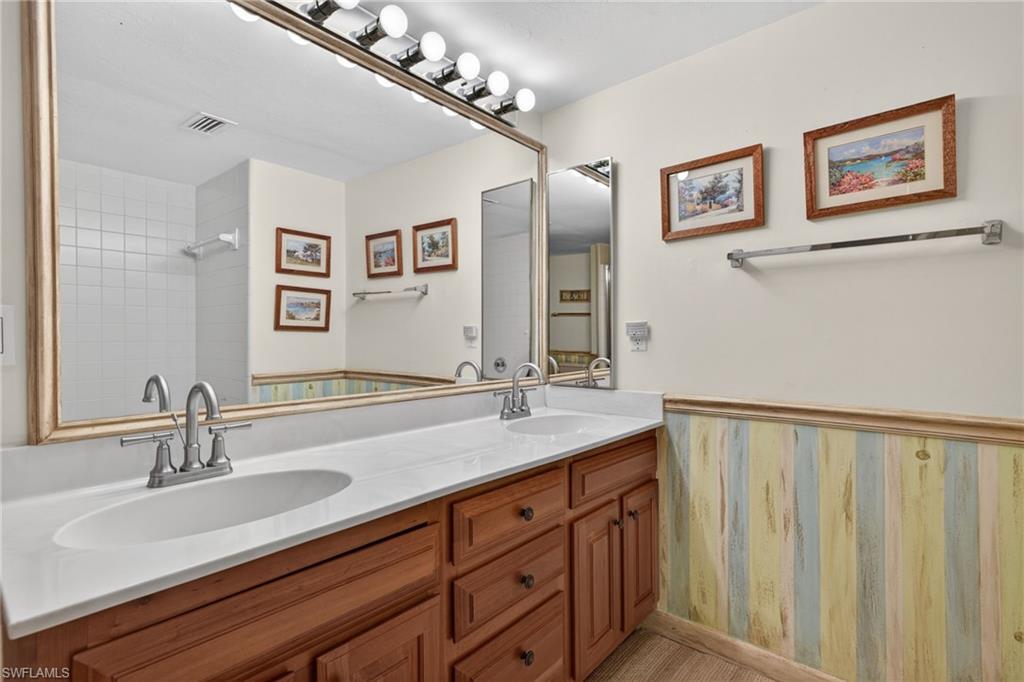 Full Guest Bathroom