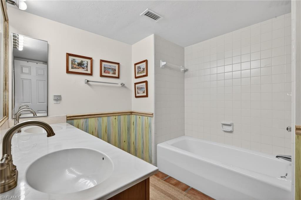 Full Guest Bathroom