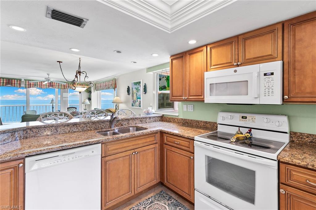 1000 Collier BLVD 708 photo 10