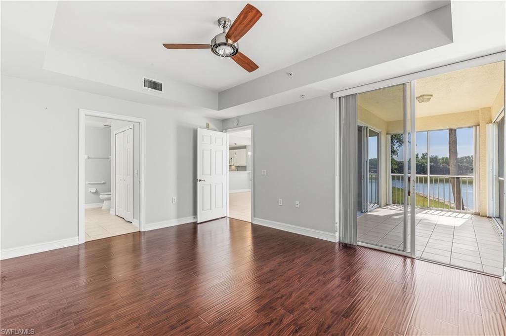 Master Bedroom w/Access to Lanai