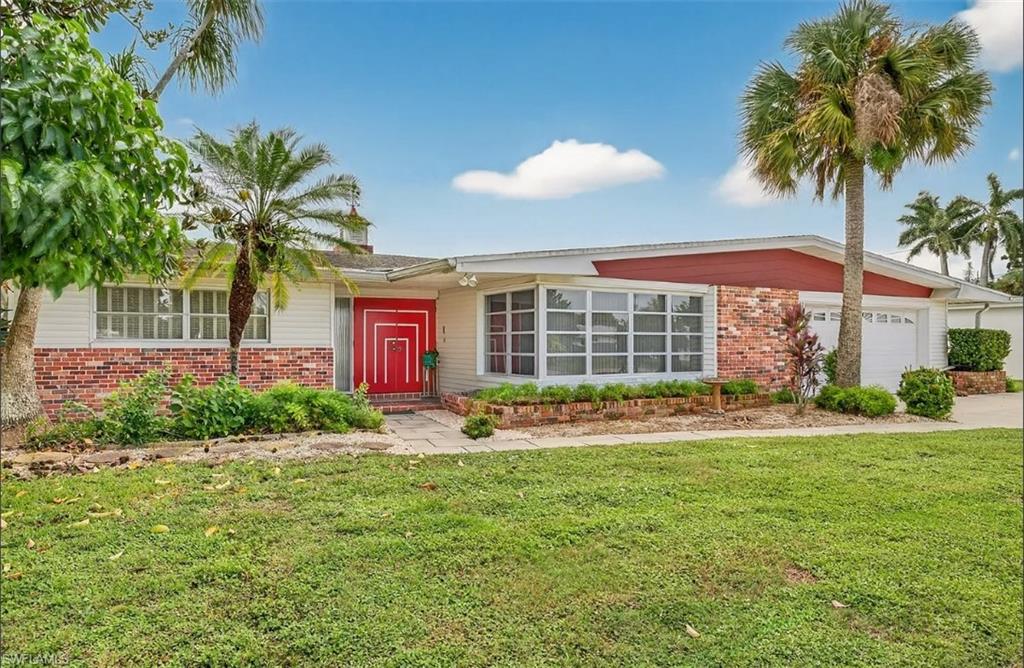 406 Leeland Heights BLVD E