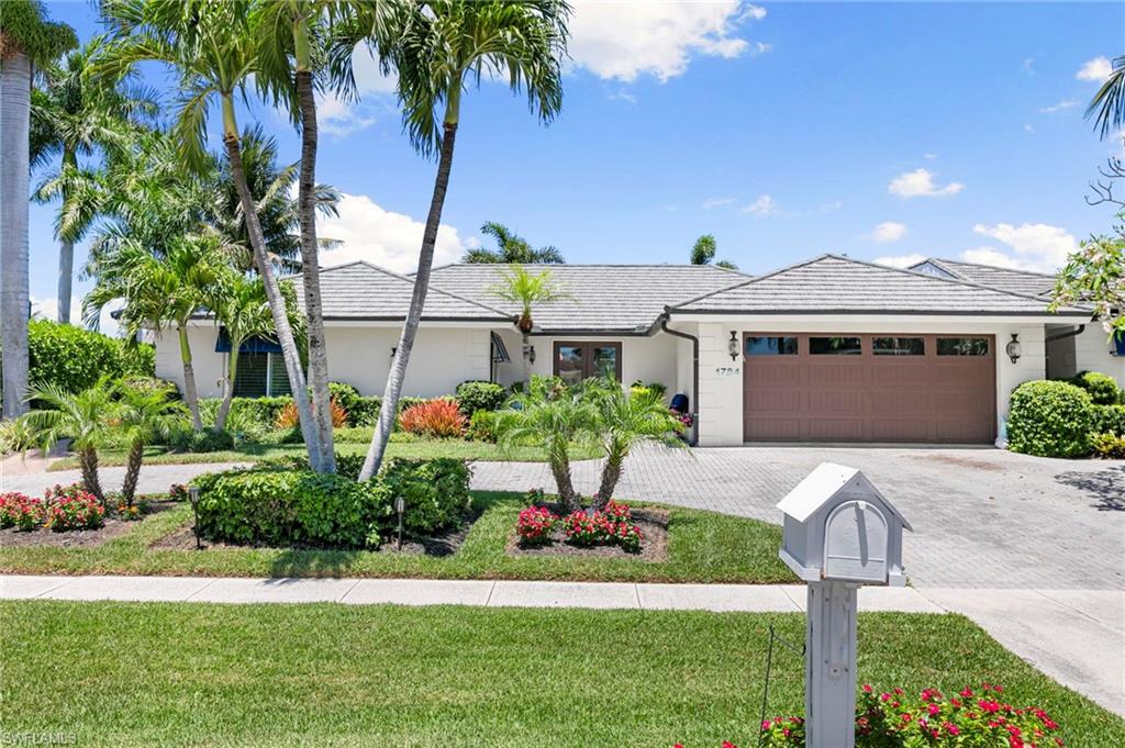 1784 Wavecrest CT photo 46