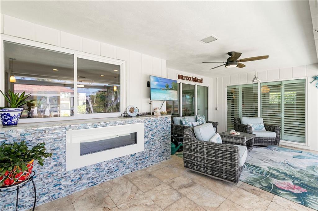 1784 Wavecrest CT photo 29