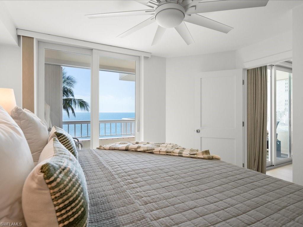 990 Cape Marco DR 307 photo 19
