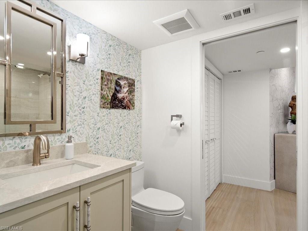 990 Cape Marco DR 307 photo 29