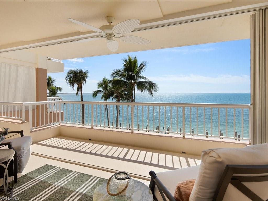 990 Cape Marco DR 307