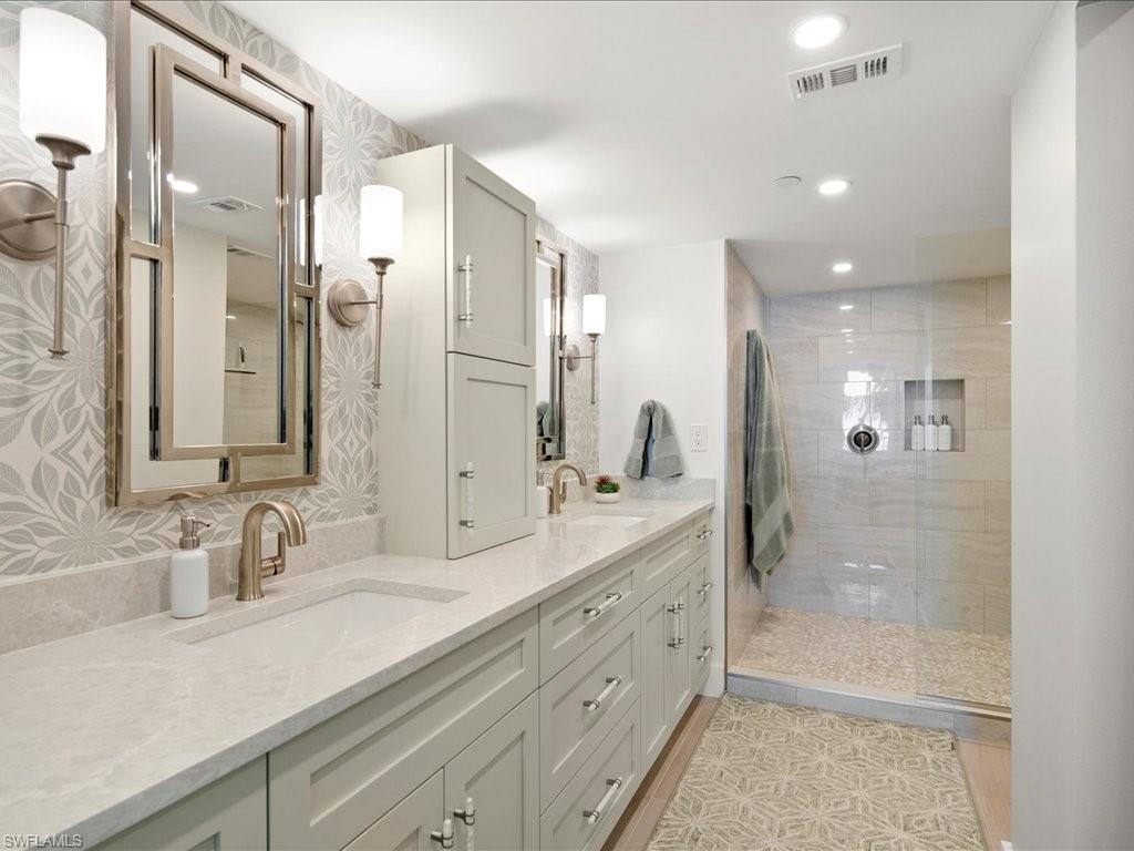990 Cape Marco DR 307 photo 21