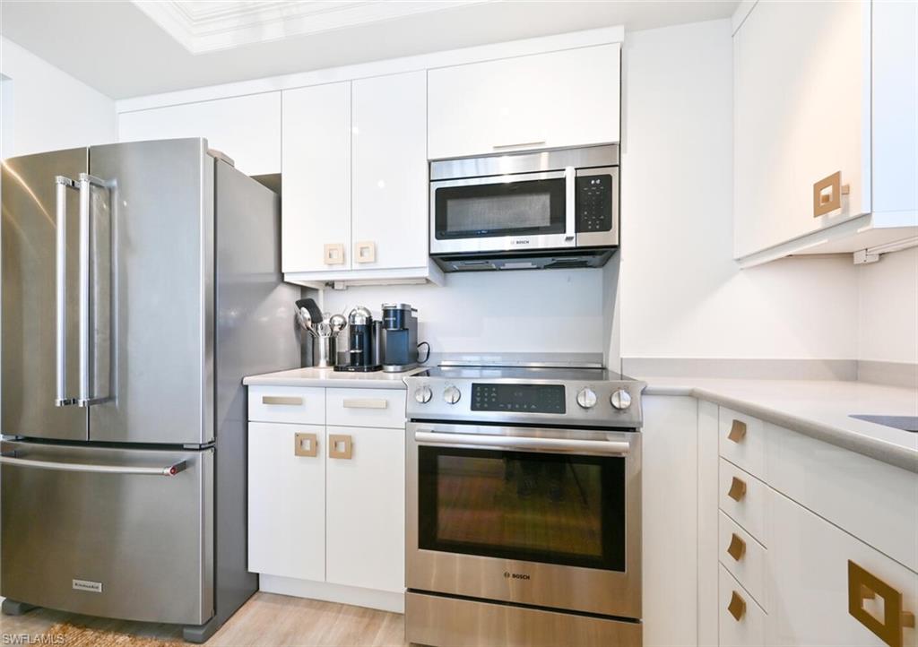 3115 Gulf Shore BLVD N 608S photo 11