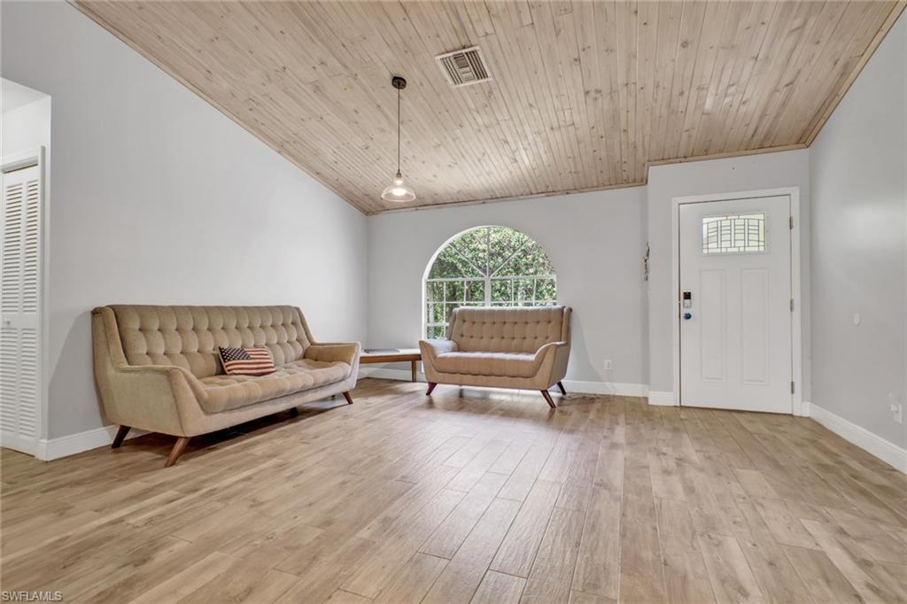 4974 Hawthorn Woods WAY photo 7