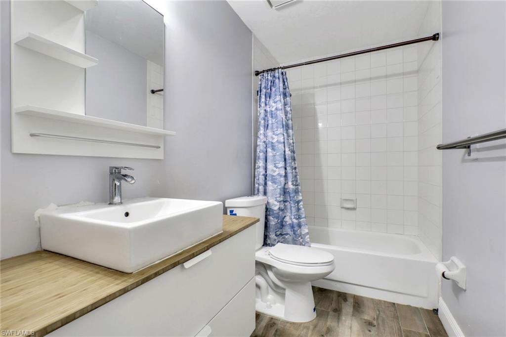 4974 Hawthorn Woods WAY photo 24