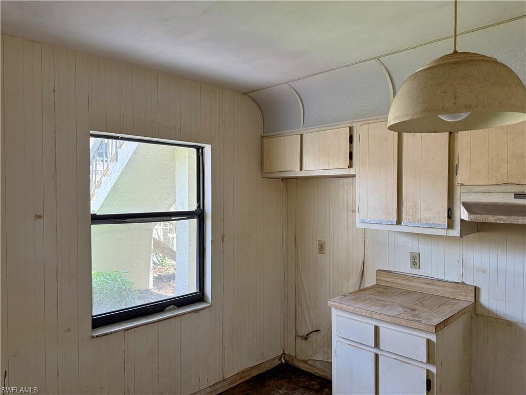 9305 Lake Park DR 104 photo 7