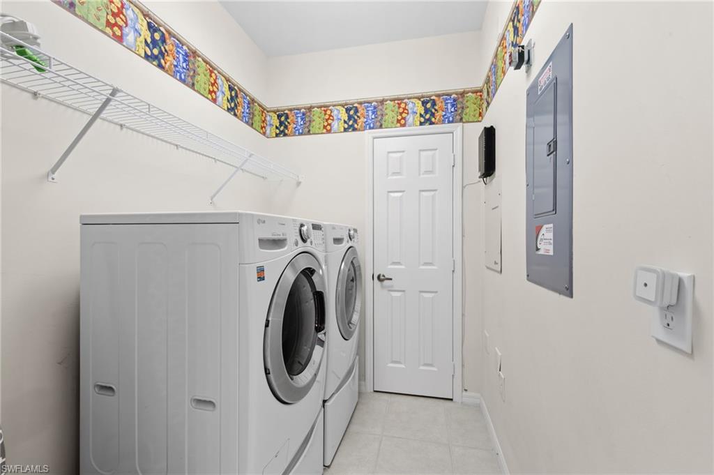 7090 Bay Woods Lake CT 201 photo 36