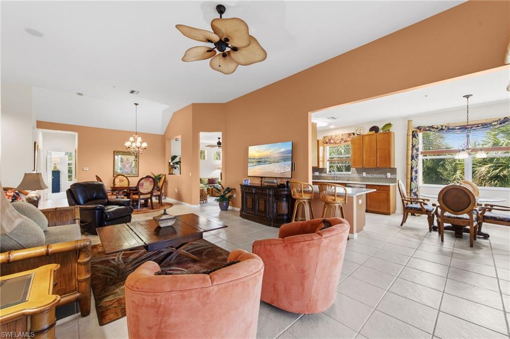7090 Bay Woods Lake CT 201 photo 11