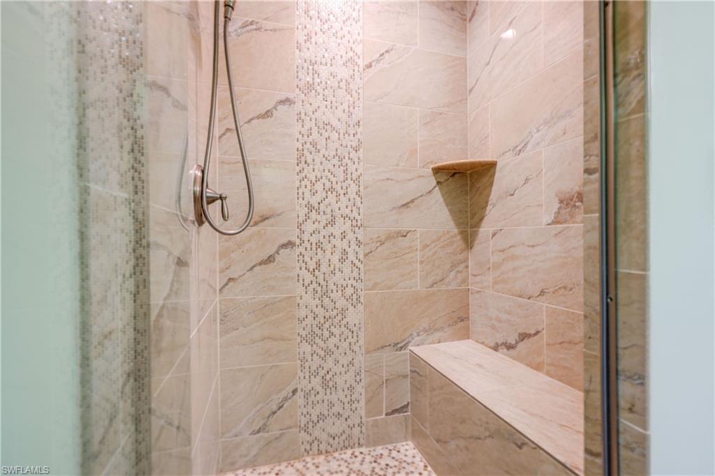2050 Crown Pointe BLVD C214 photo 16