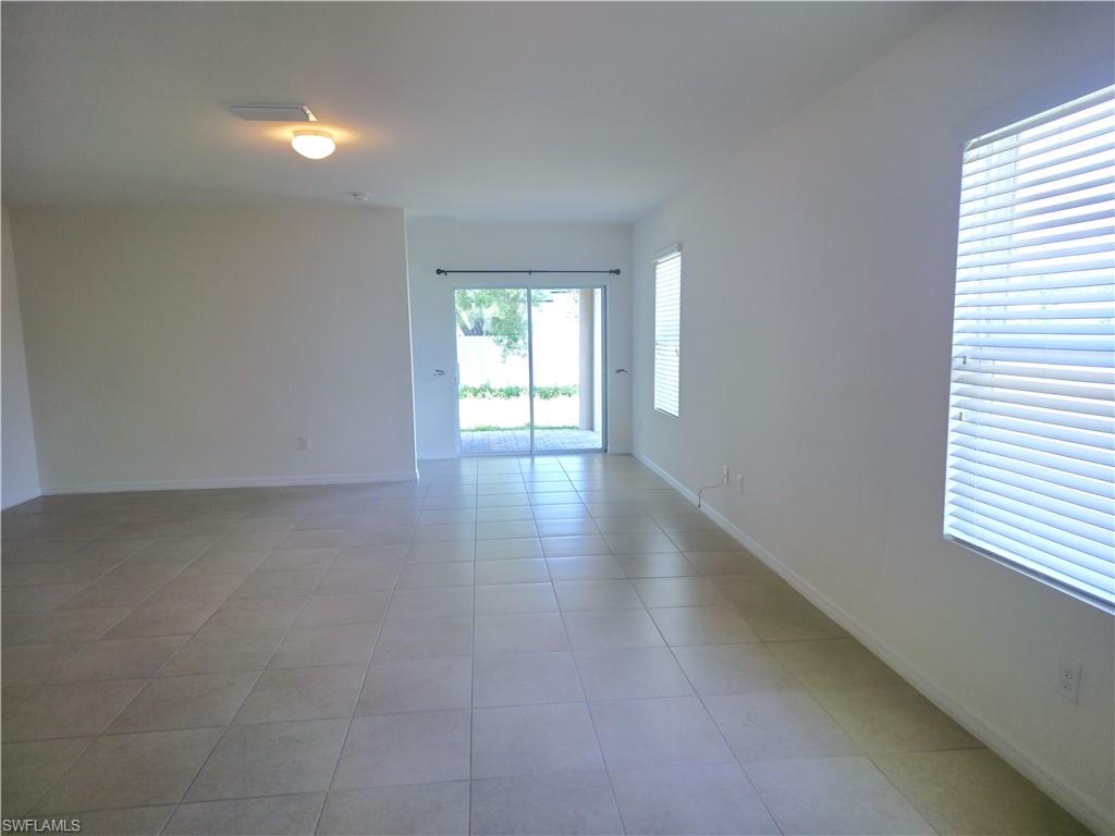 1148 NW 27th CT photo 7