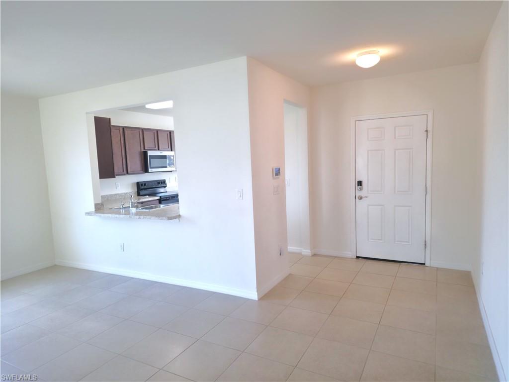 1148 NW 27th CT