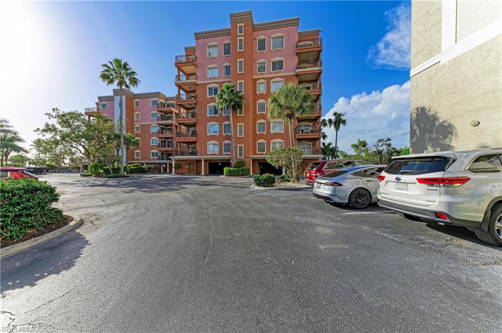 14813 Laguna DR 401