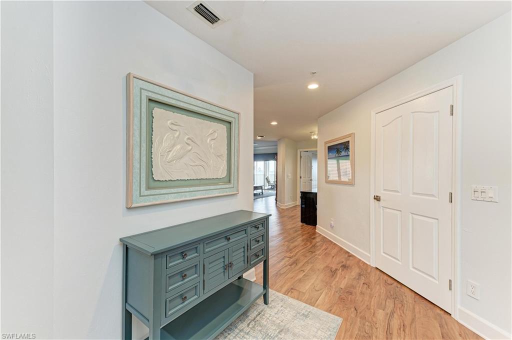 14813 Laguna DR 401 photo 6