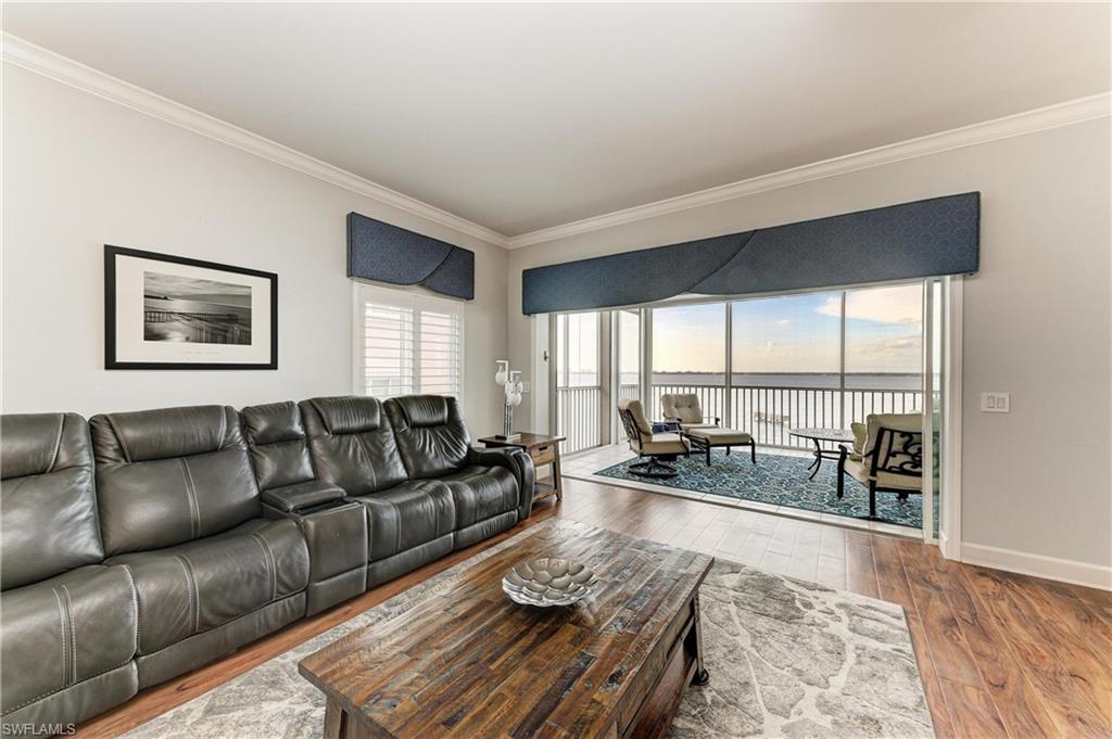 14813 Laguna DR 401 photo 42
