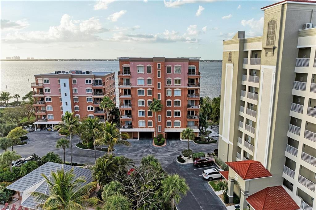 14813 Laguna DR 401