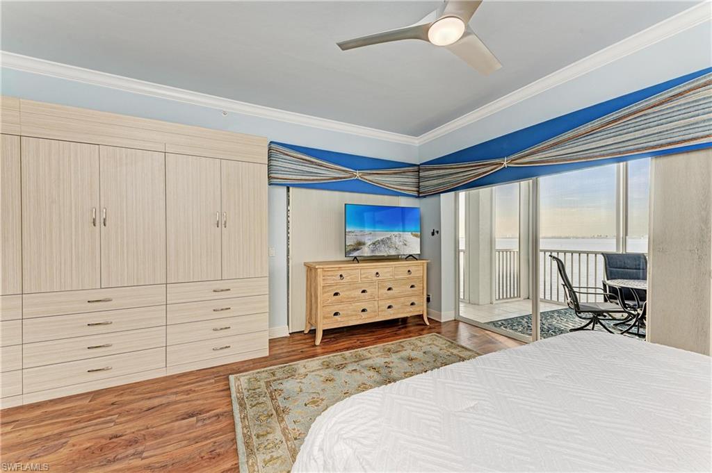 14813 Laguna DR 401 photo 28