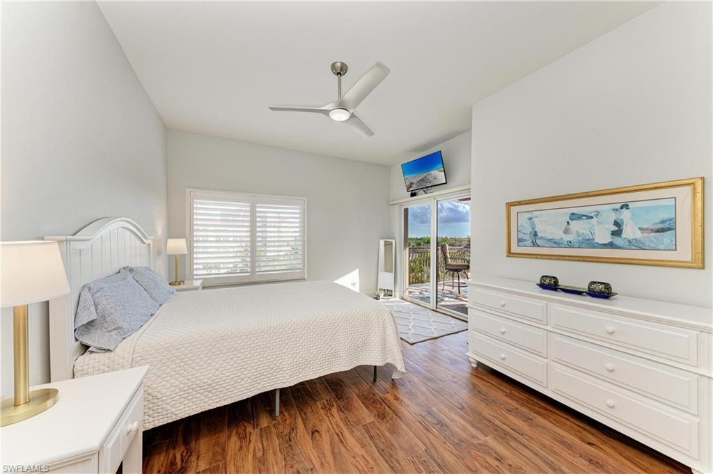 14813 Laguna DR 401 photo 35