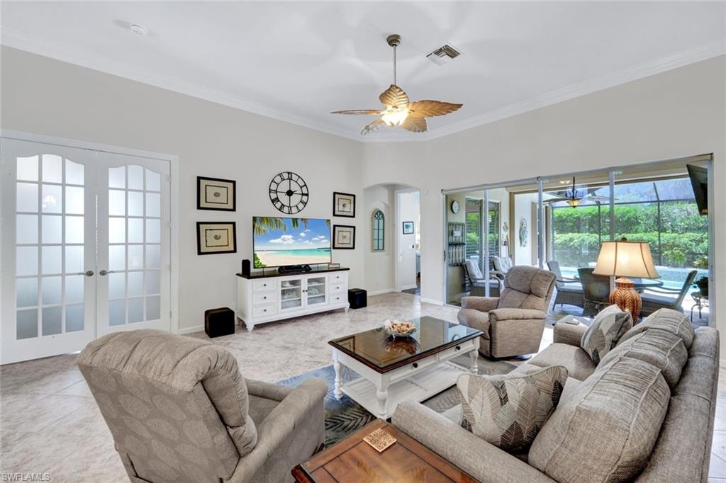 16208 Parque LN photo 6