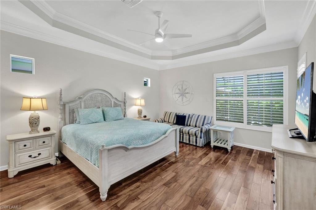 16208 Parque LN photo 12