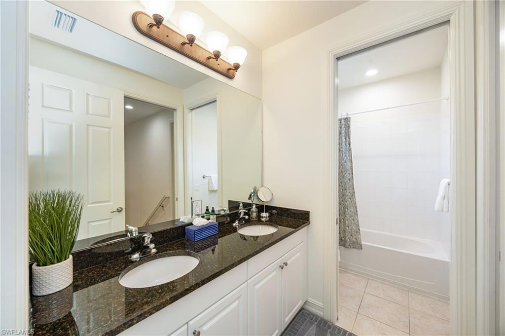 JACK/JILL BATHROOM