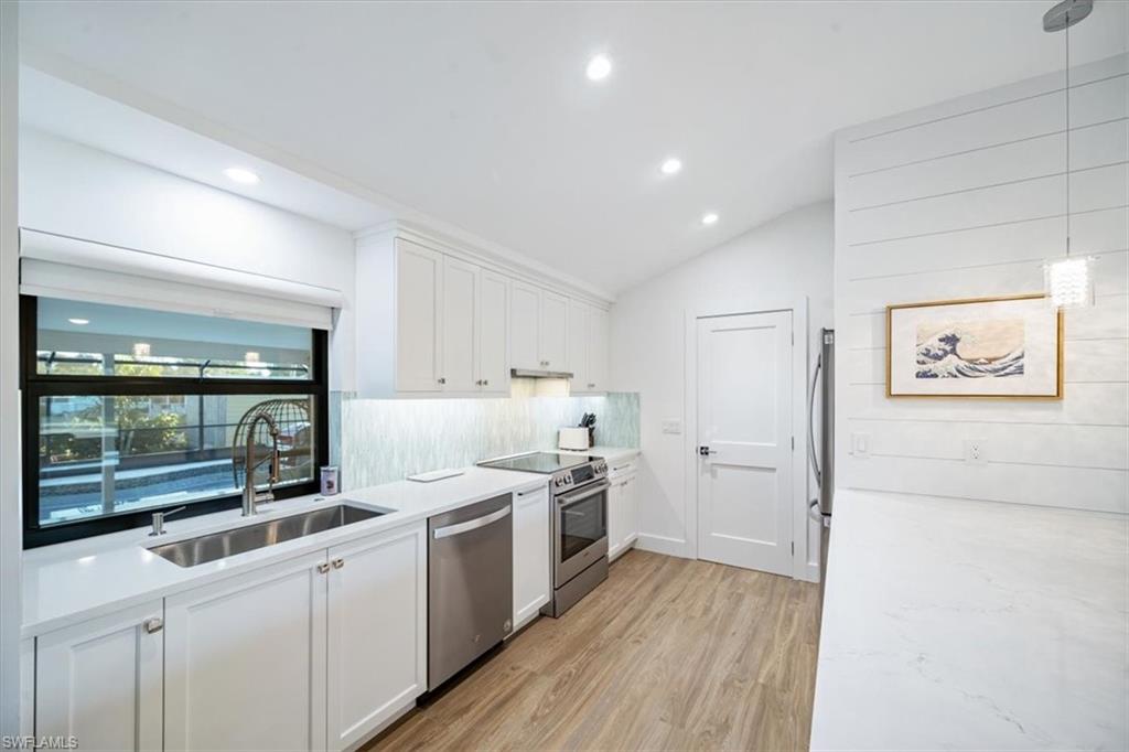 148 1st ST photo 13