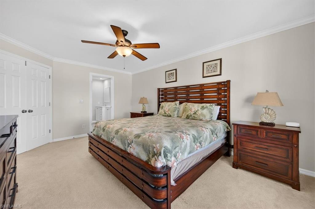 En-suite with walk in closet
