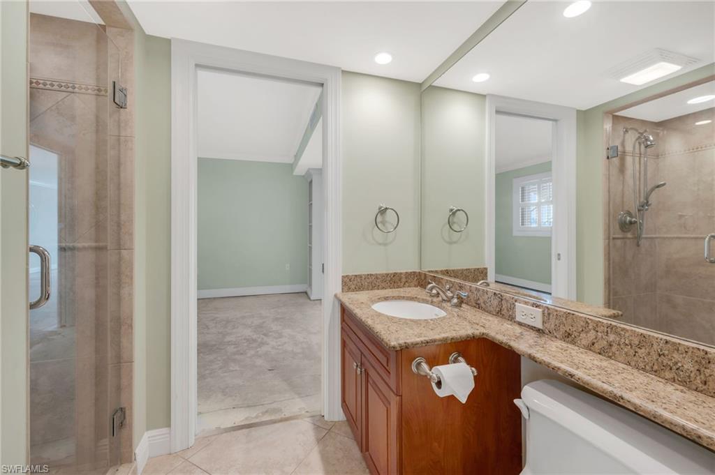 Guest Bathroom 1 (Jack & Jill Bath)