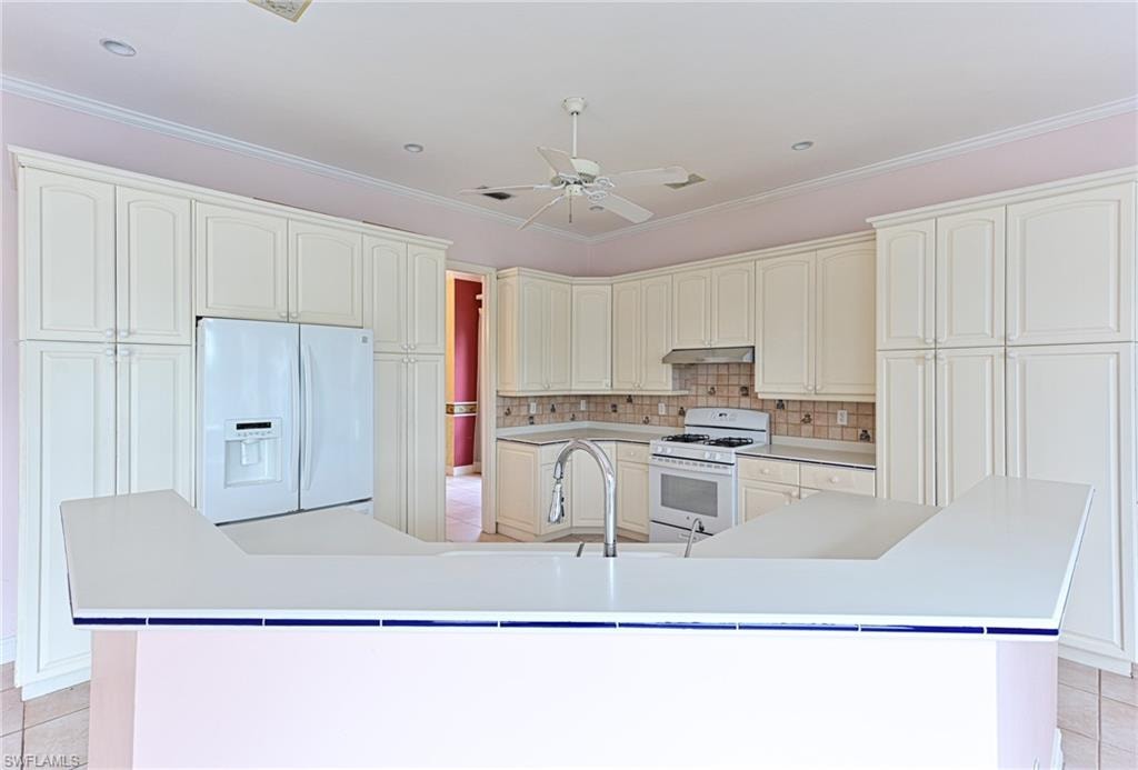 192 Topanga DR photo 16
