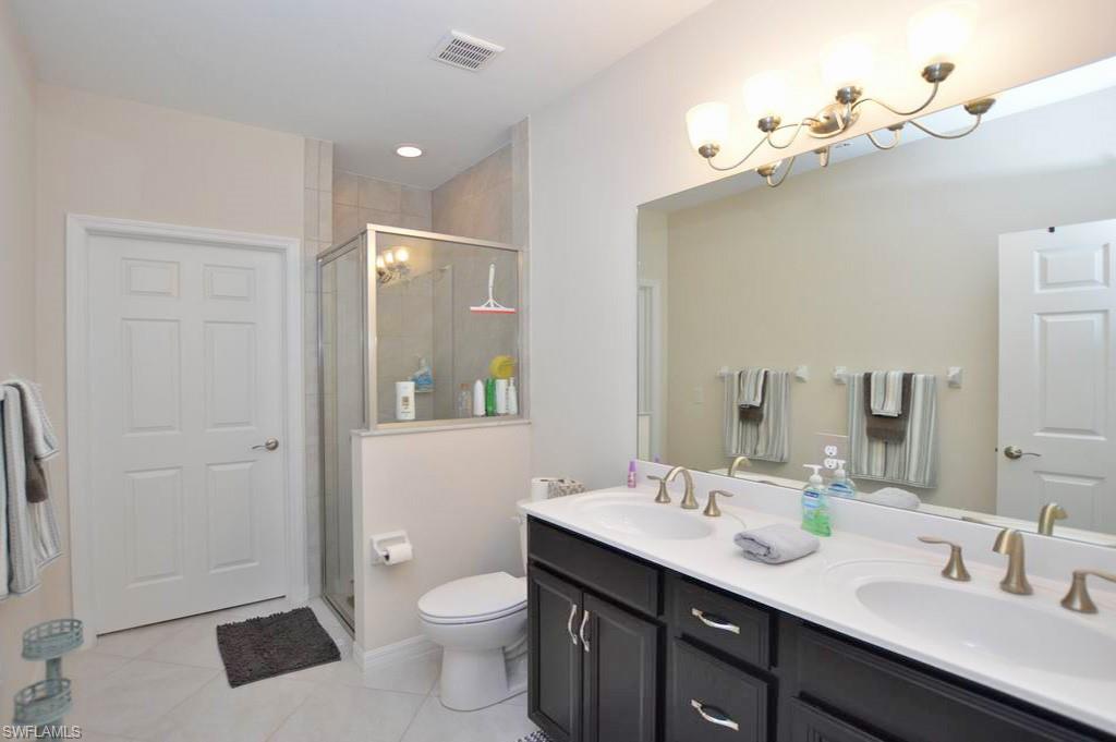 26197 Palace LN 102 photo 13
