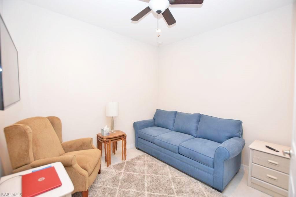 26197 Palace LN 102 photo 10