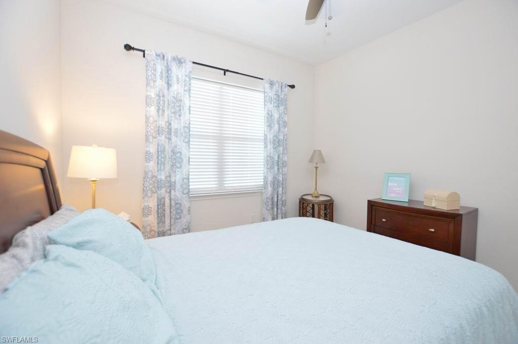 26197 Palace LN 102 photo 15