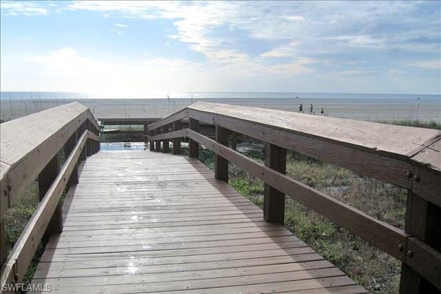 180 Seaview CT 111 photo 21
