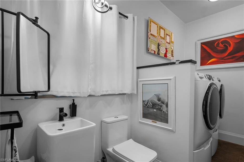 5700 Waxmyrtle WAY photo 15