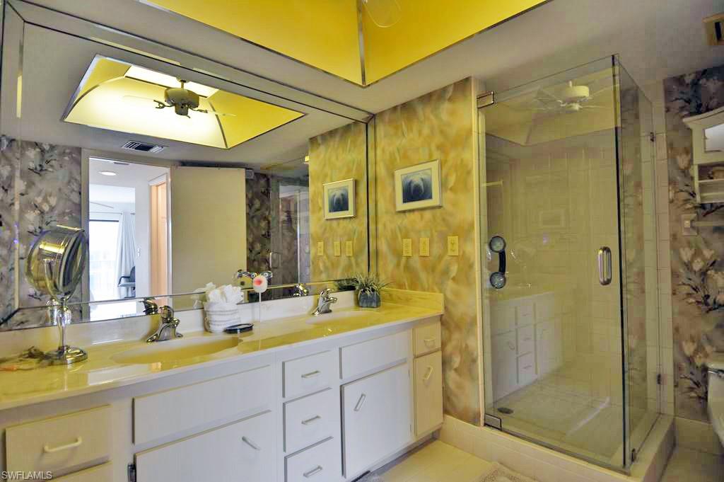 1100 Collier BLVD 721 photo 14