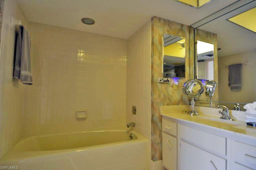 1100 Collier BLVD 721 photo 15
