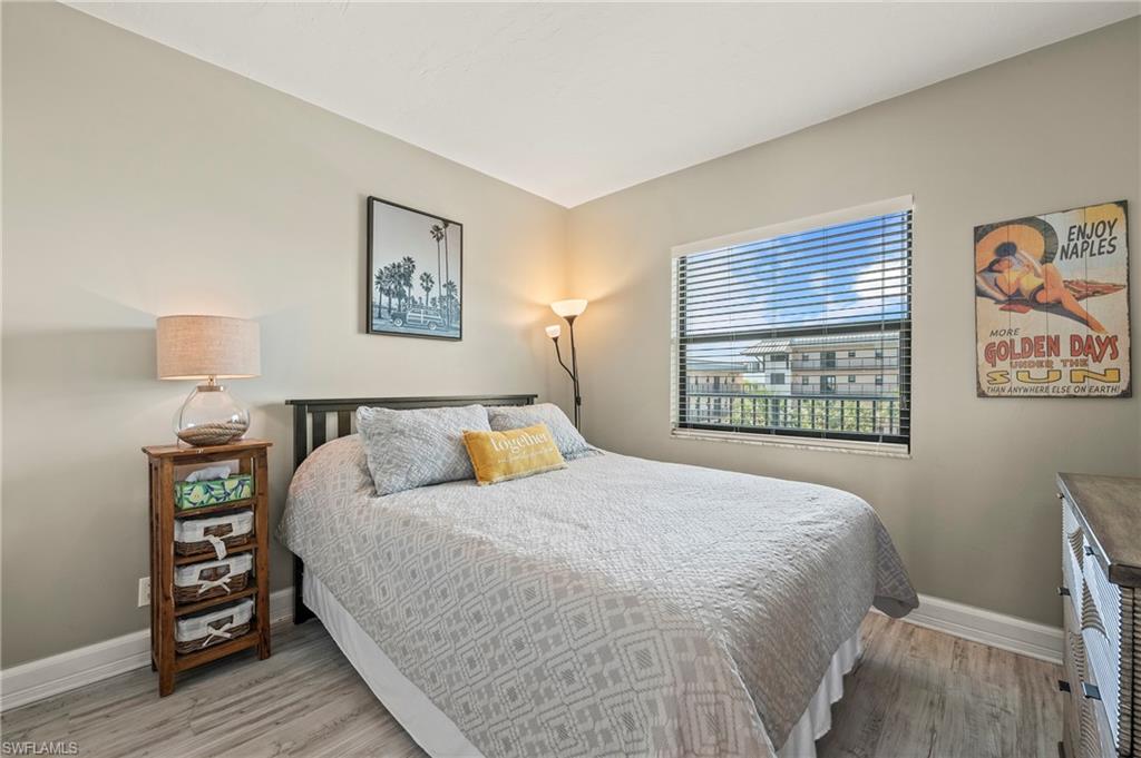 803 River Point DR 306B photo 15