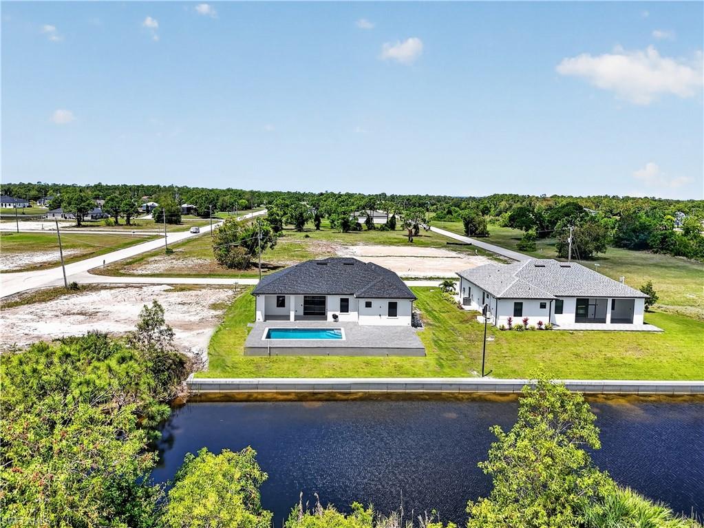 4333 NW 36th AVE